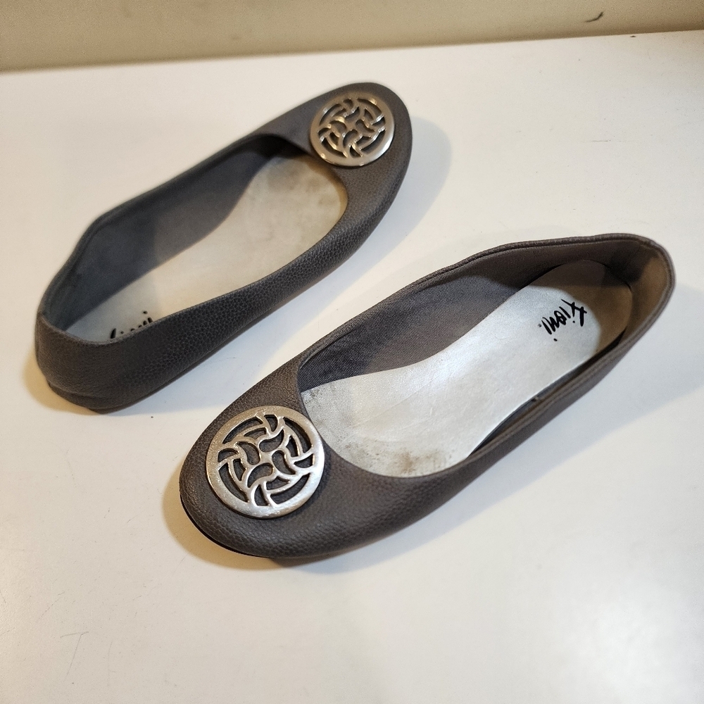 FIONI Gray Ballet Flat Round Toe Flat Shoes size 8